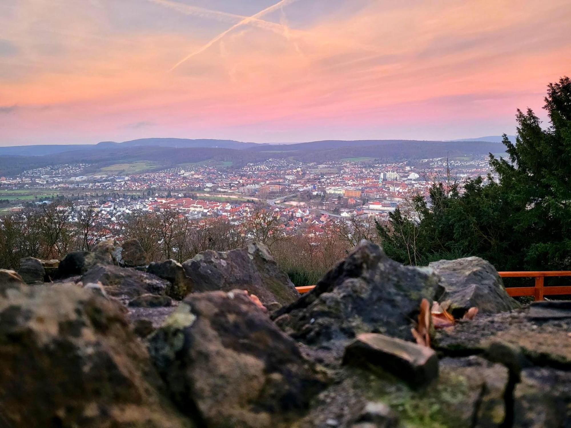 JASTA Homes Altstadt, zentral, überdachter Parkplatz, Netflix, Vollausstattung, Loft, modern und Komfort