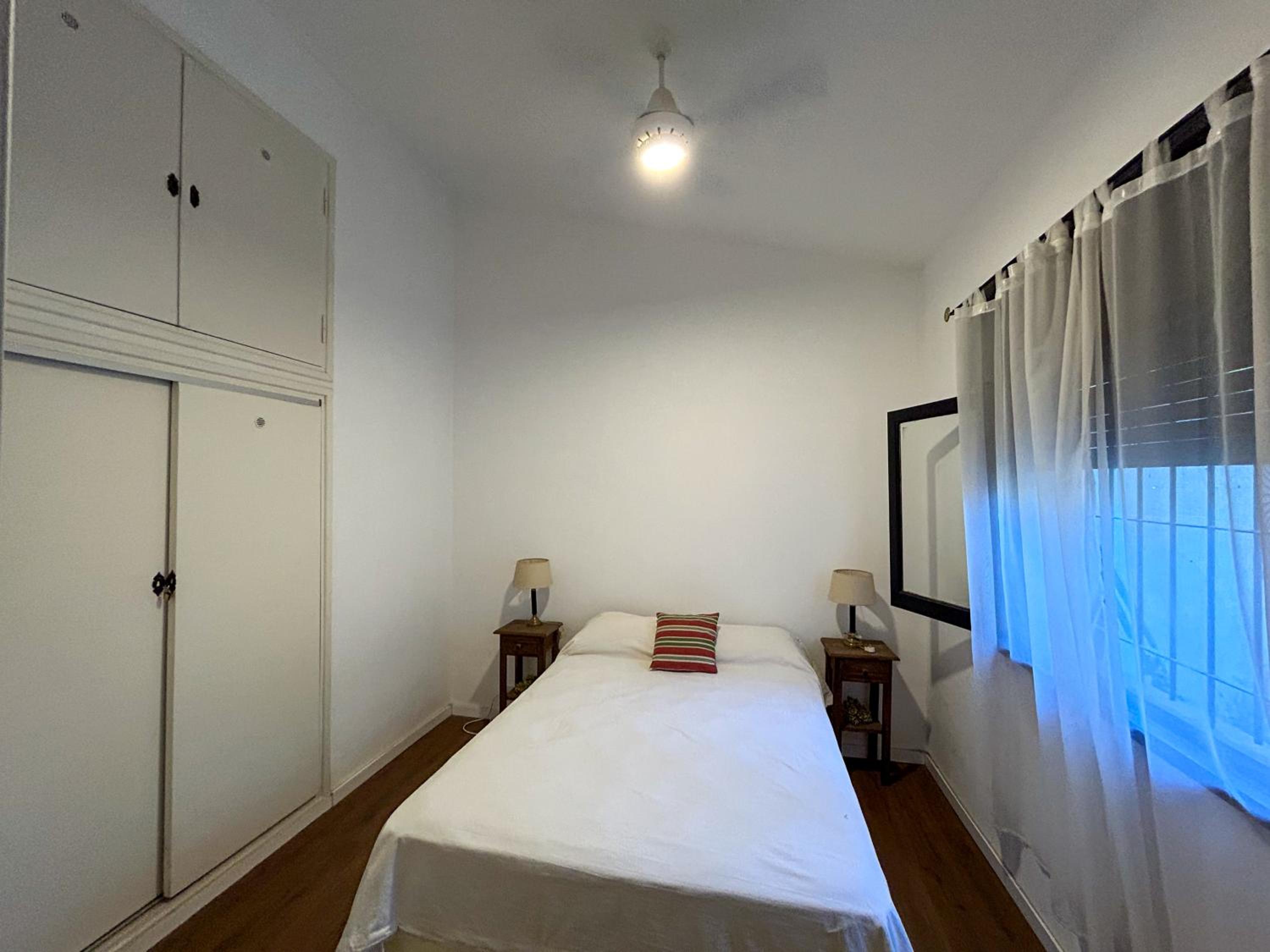 Casa vacacional con gran parque, quincho y pileta