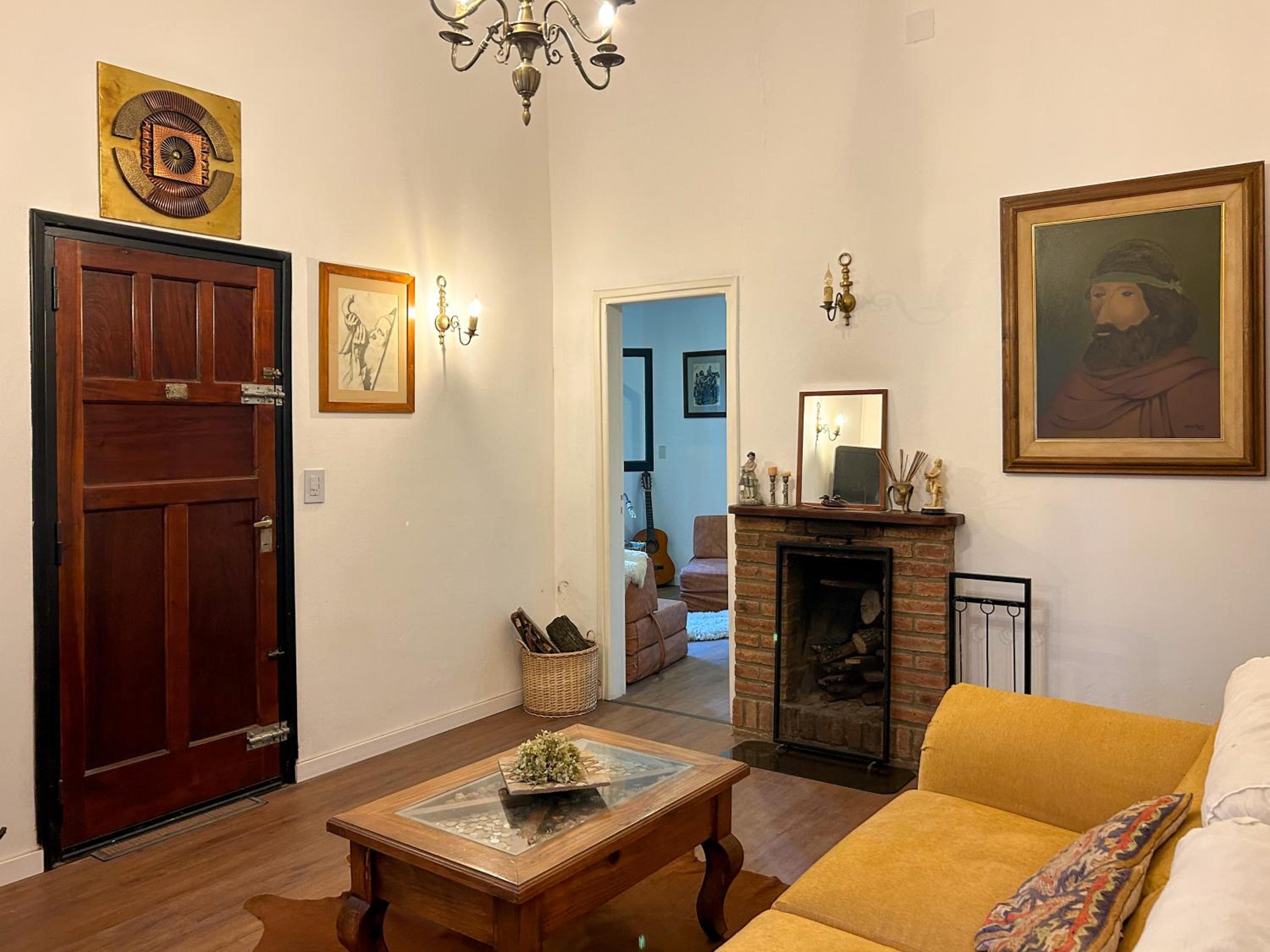 Casa vacacional con gran parque, quincho y pileta