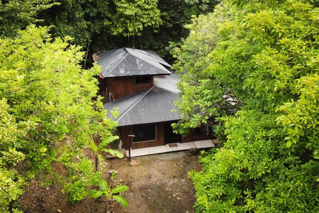 Hidden Treasure Cabin - Uvita Costa Rica