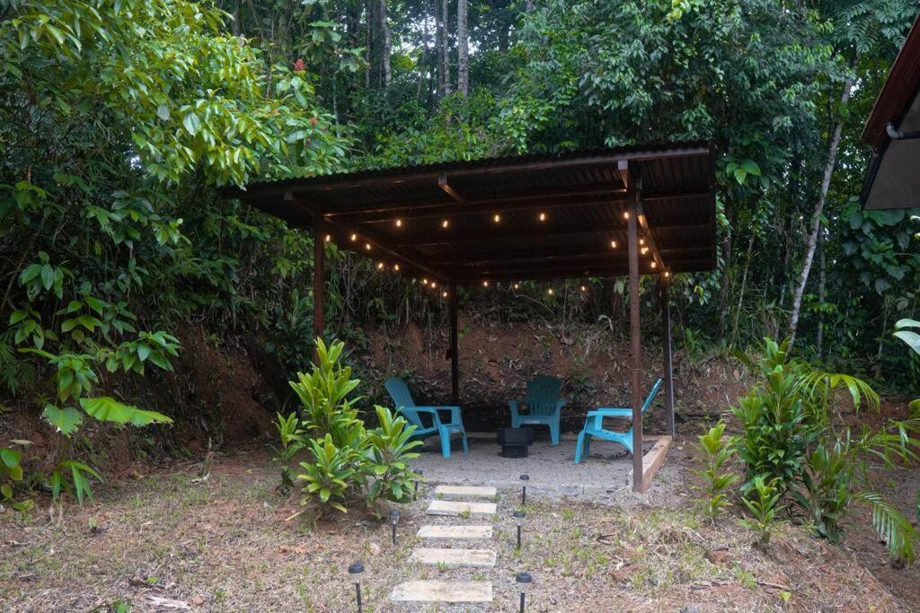 Hidden Treasure Cabin - Uvita Costa Rica