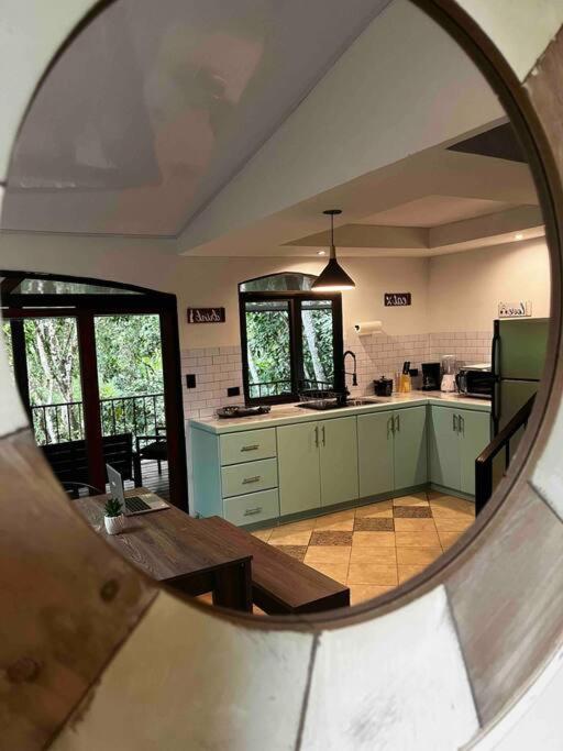 Hidden Treasure Cabin - Uvita Costa Rica