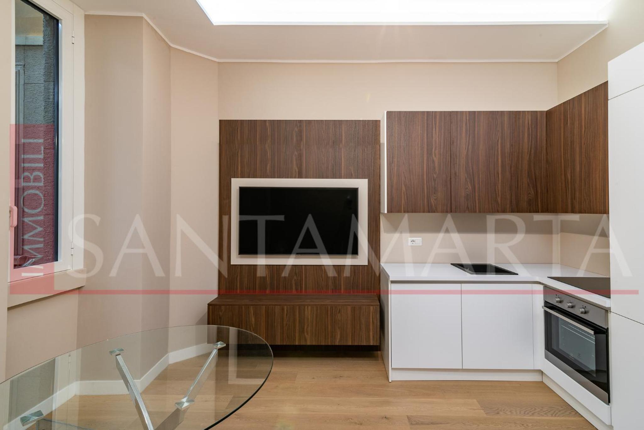 Porta Venezia New Luxury apt - wifi full equiped