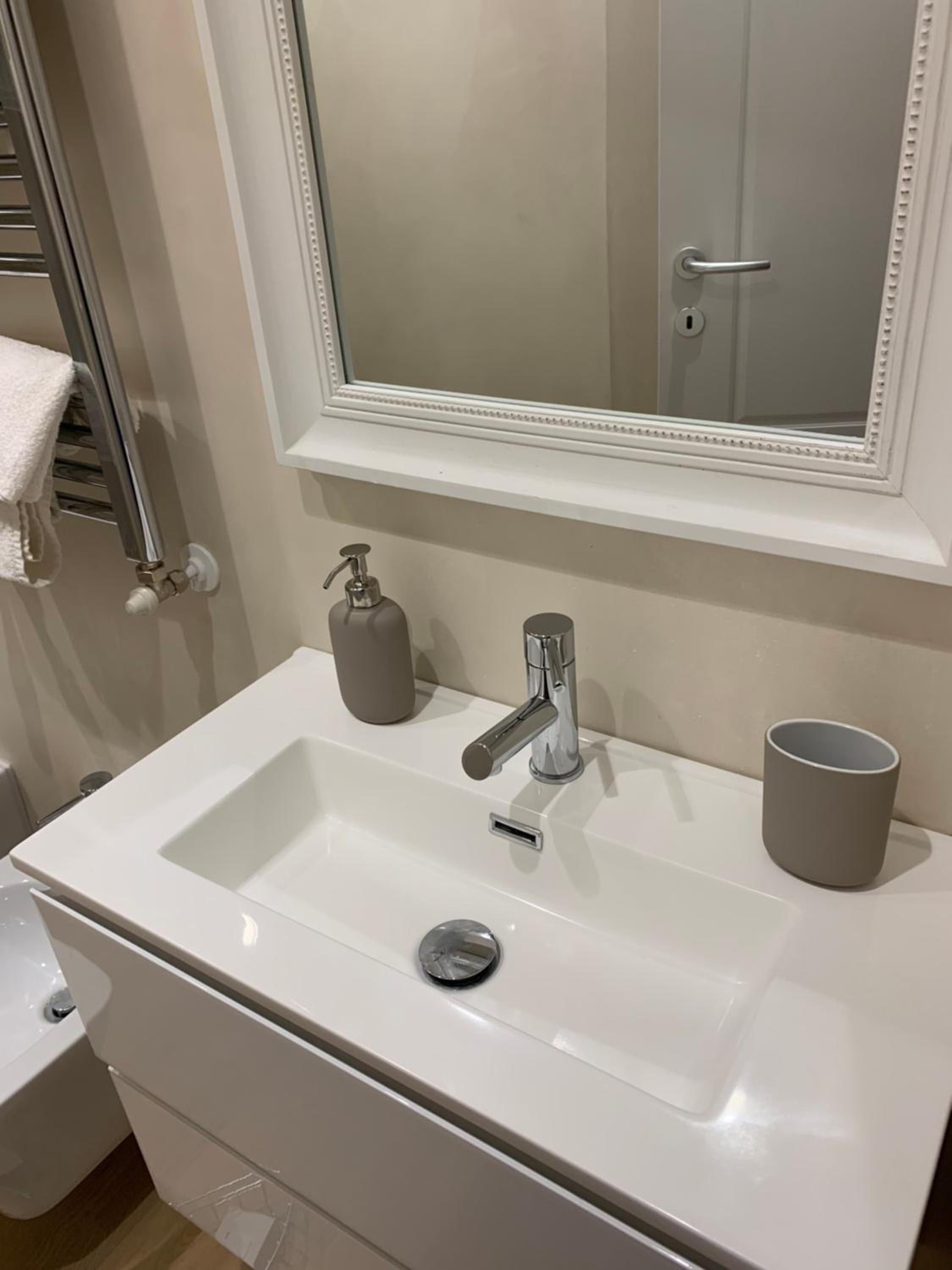 Porta Venezia New Luxury apt - wifi full equiped