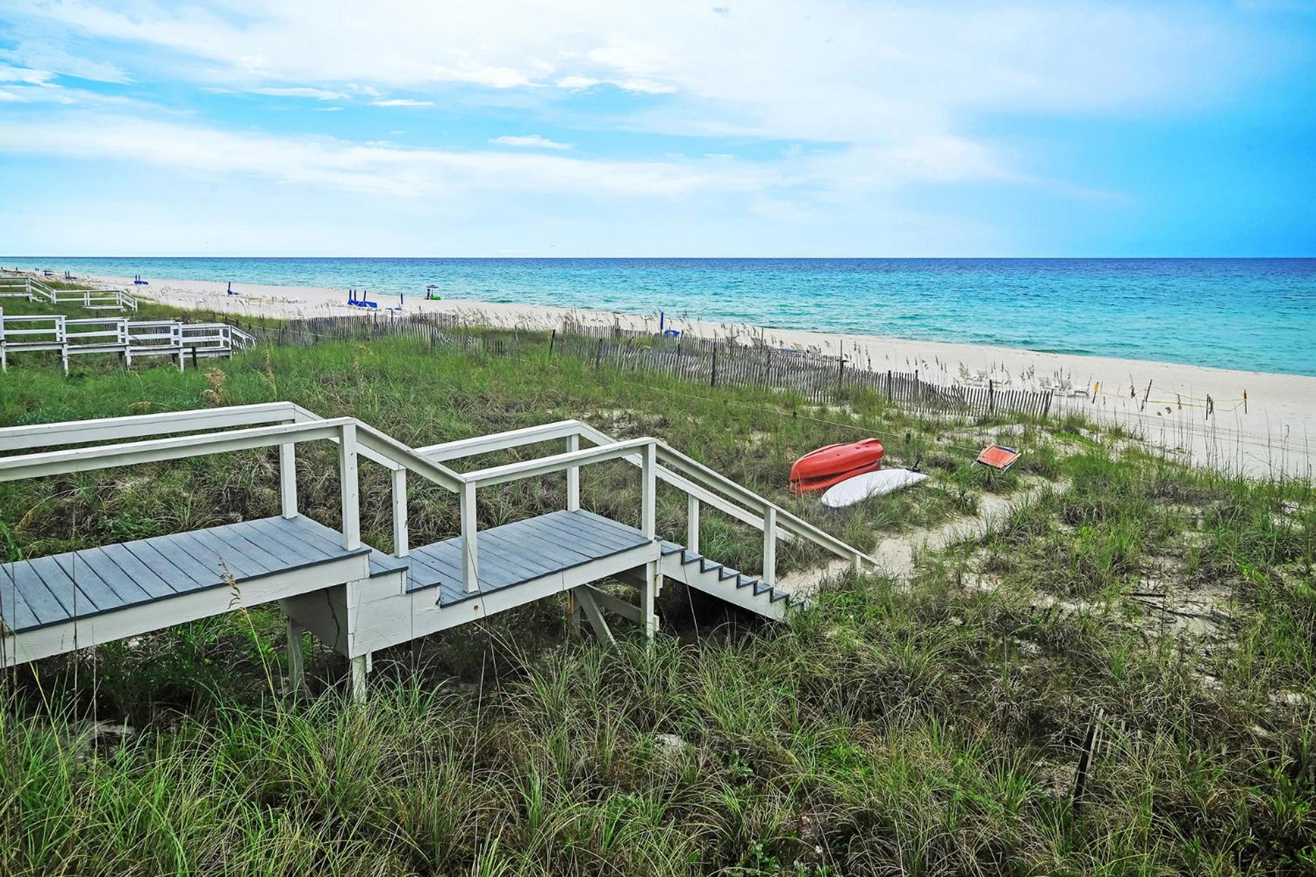 Carillon Beach- The White House