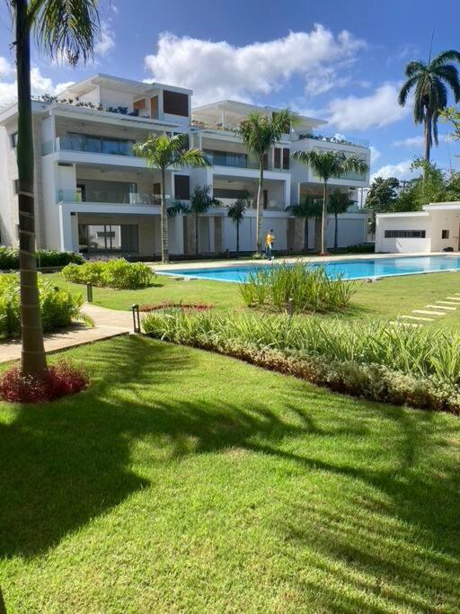Seaside Getaway in Prime Location