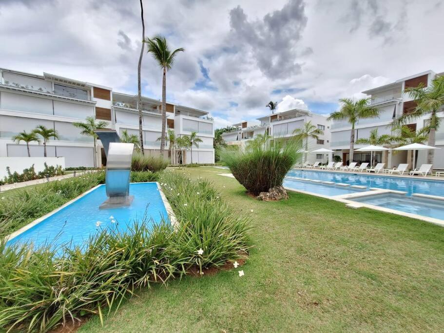 Seaside Getaway in Prime Location