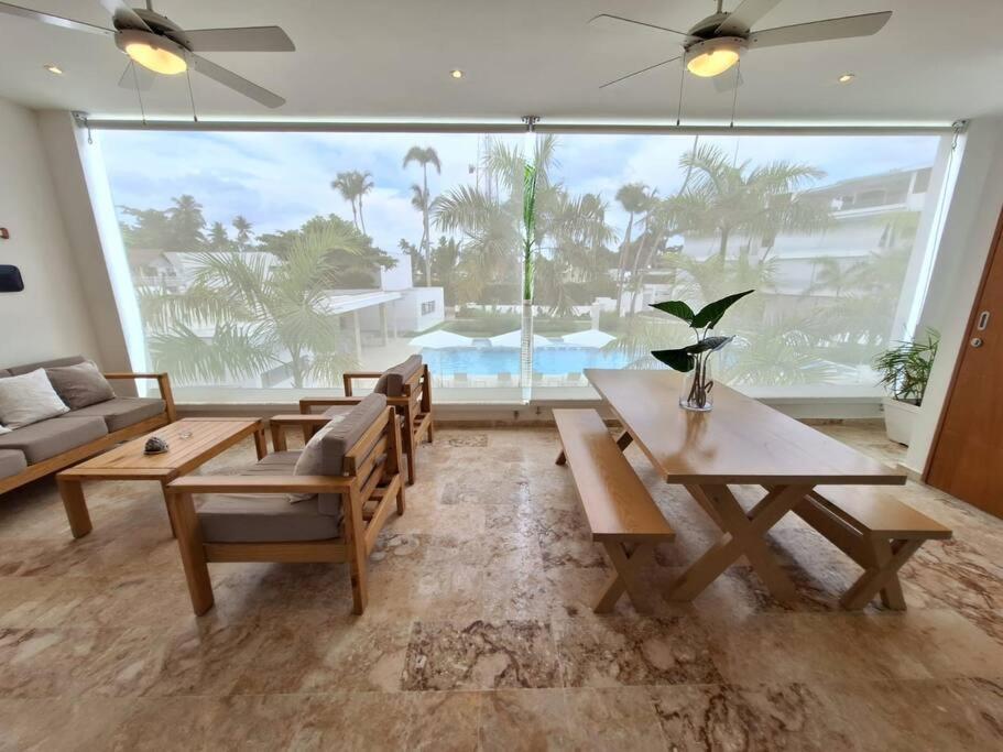 Seaside Getaway in Prime Location
