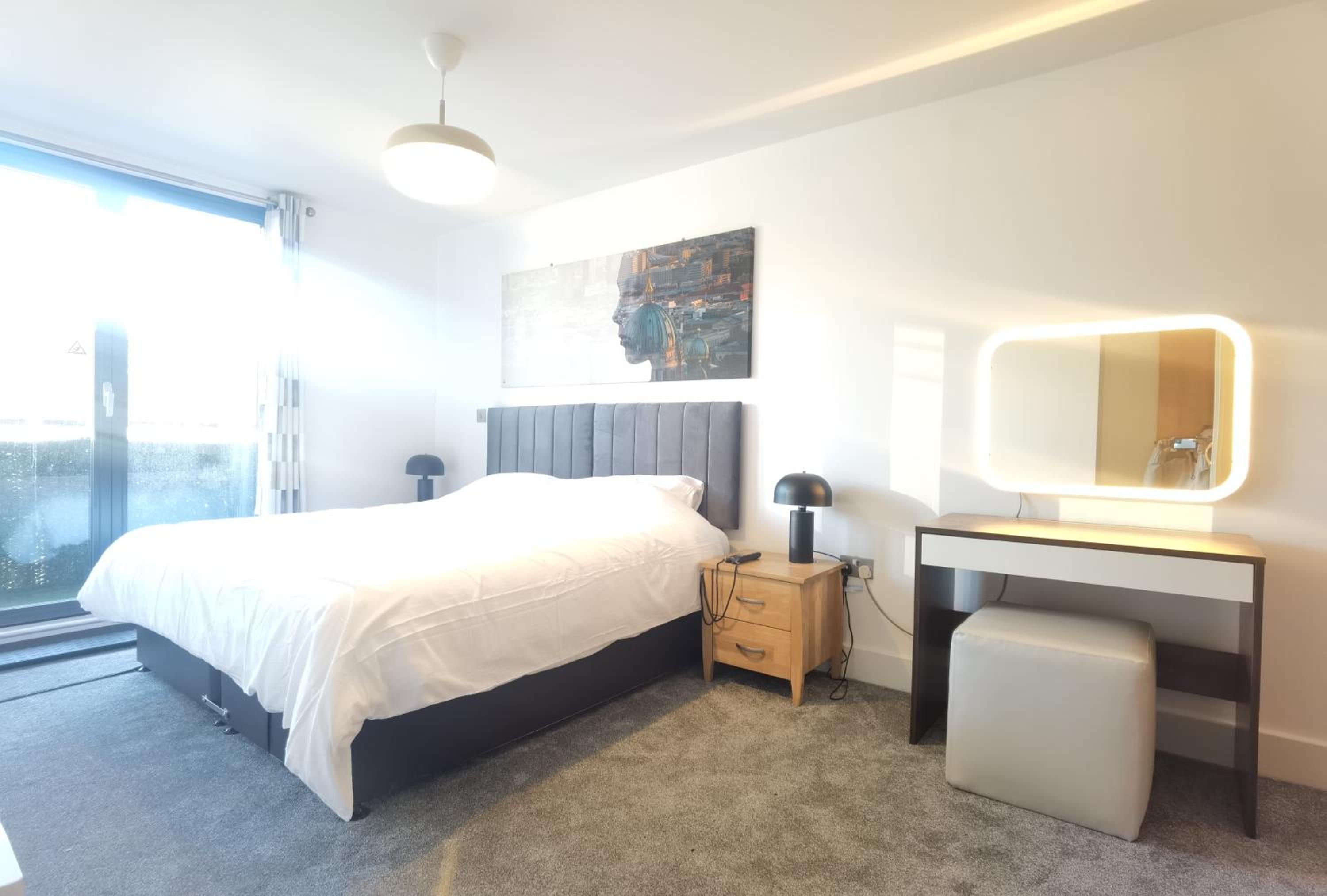 Celaka Birmingham Central apartment, Free Indoor Parking view 2