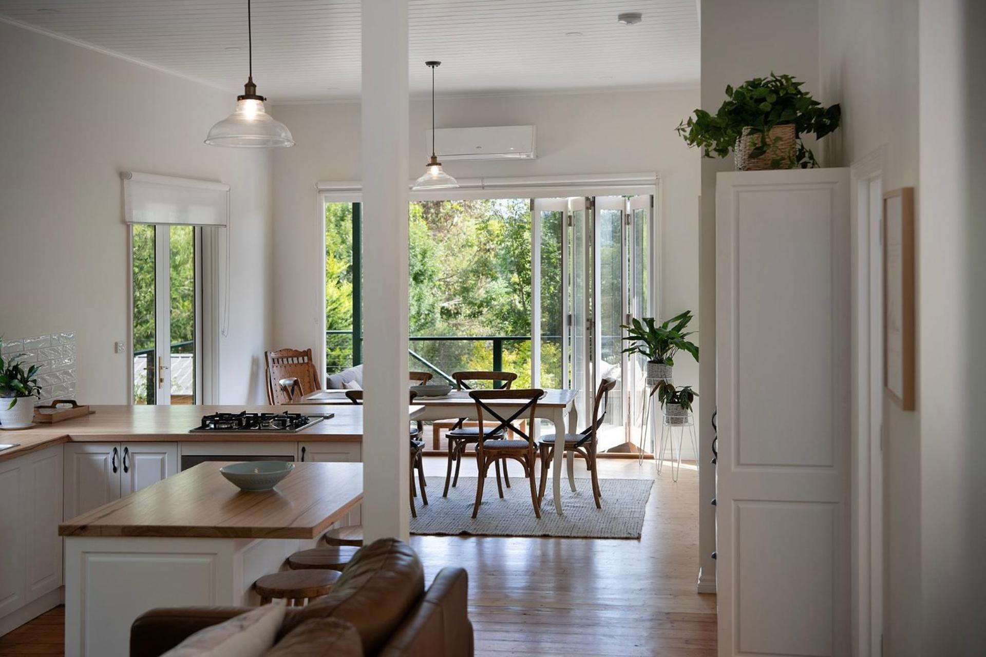 Pembroke - modern comforts and scenic views