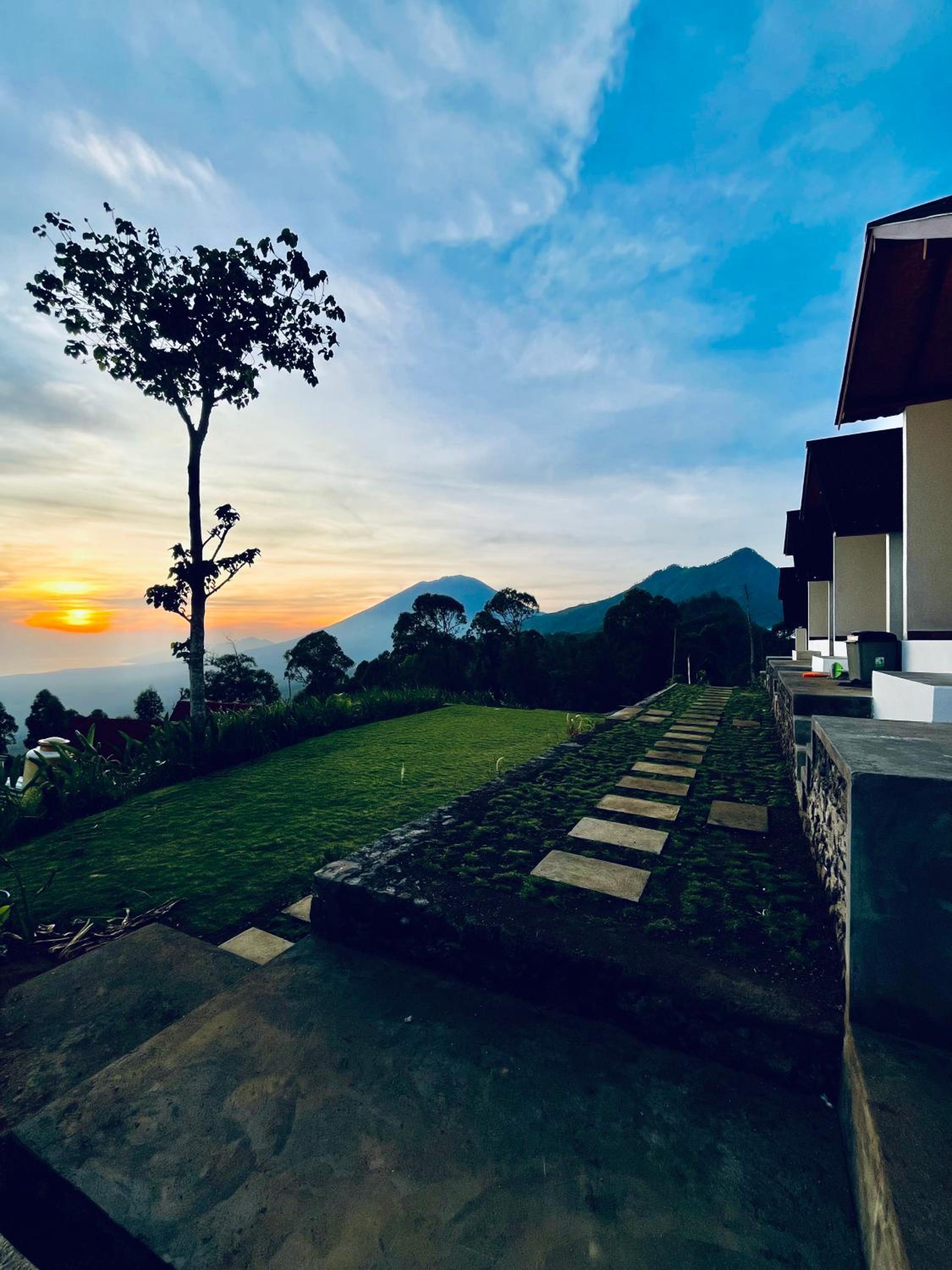 Bali Sunrise Cabin view 5