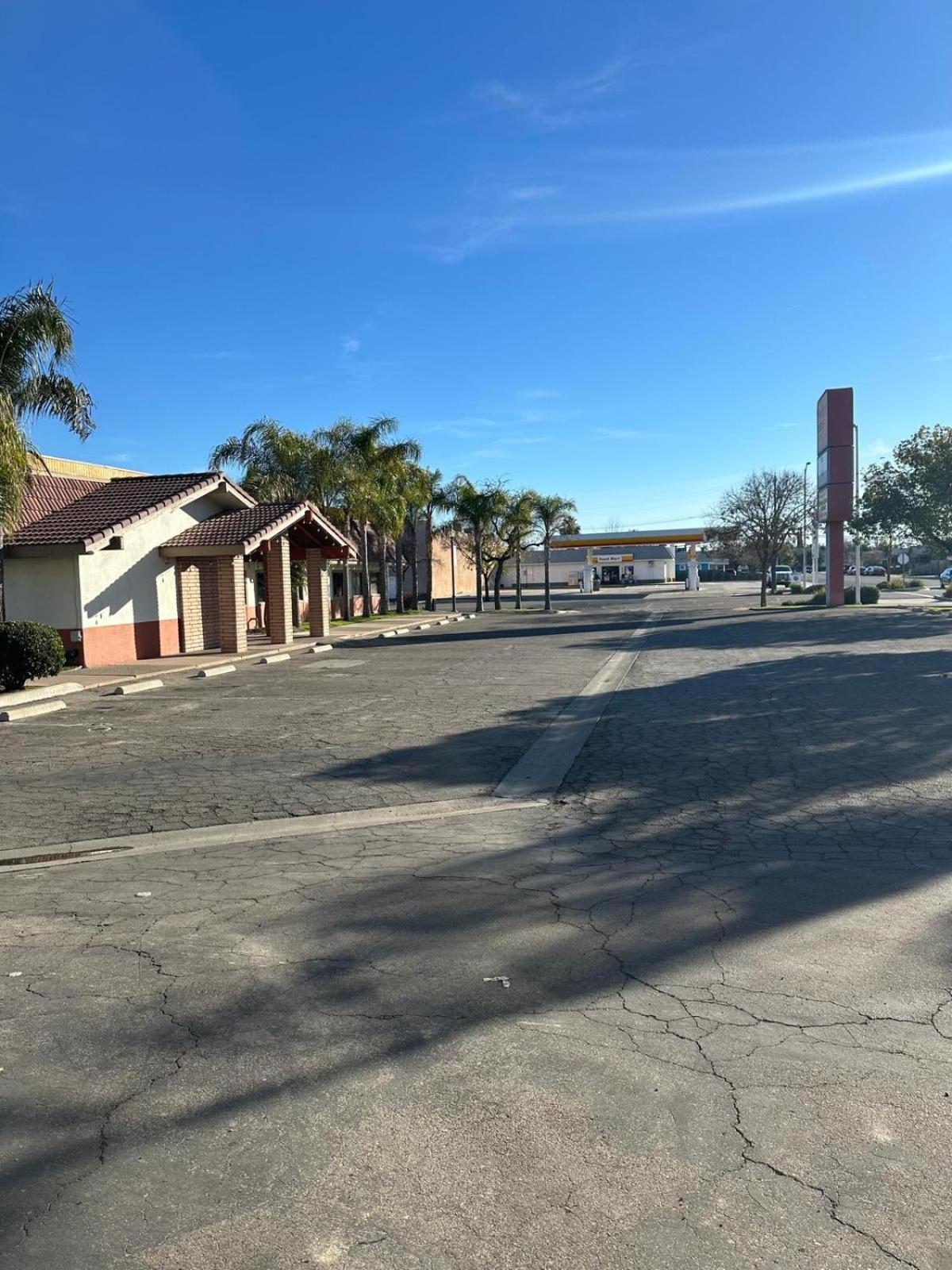 Budget Inn Corcoran Near Tulare CA 43