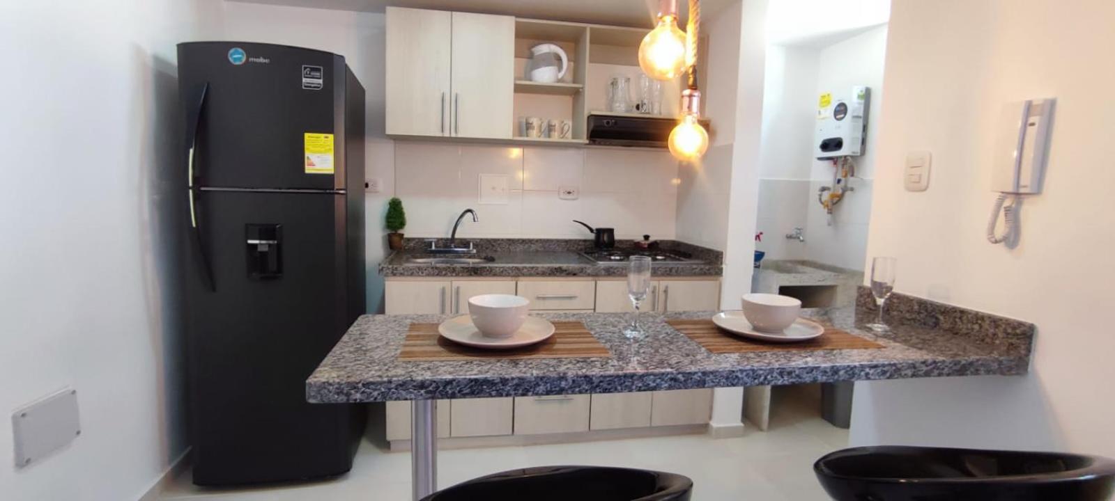 Loft compacto con parqueadero y zona de trabajo
