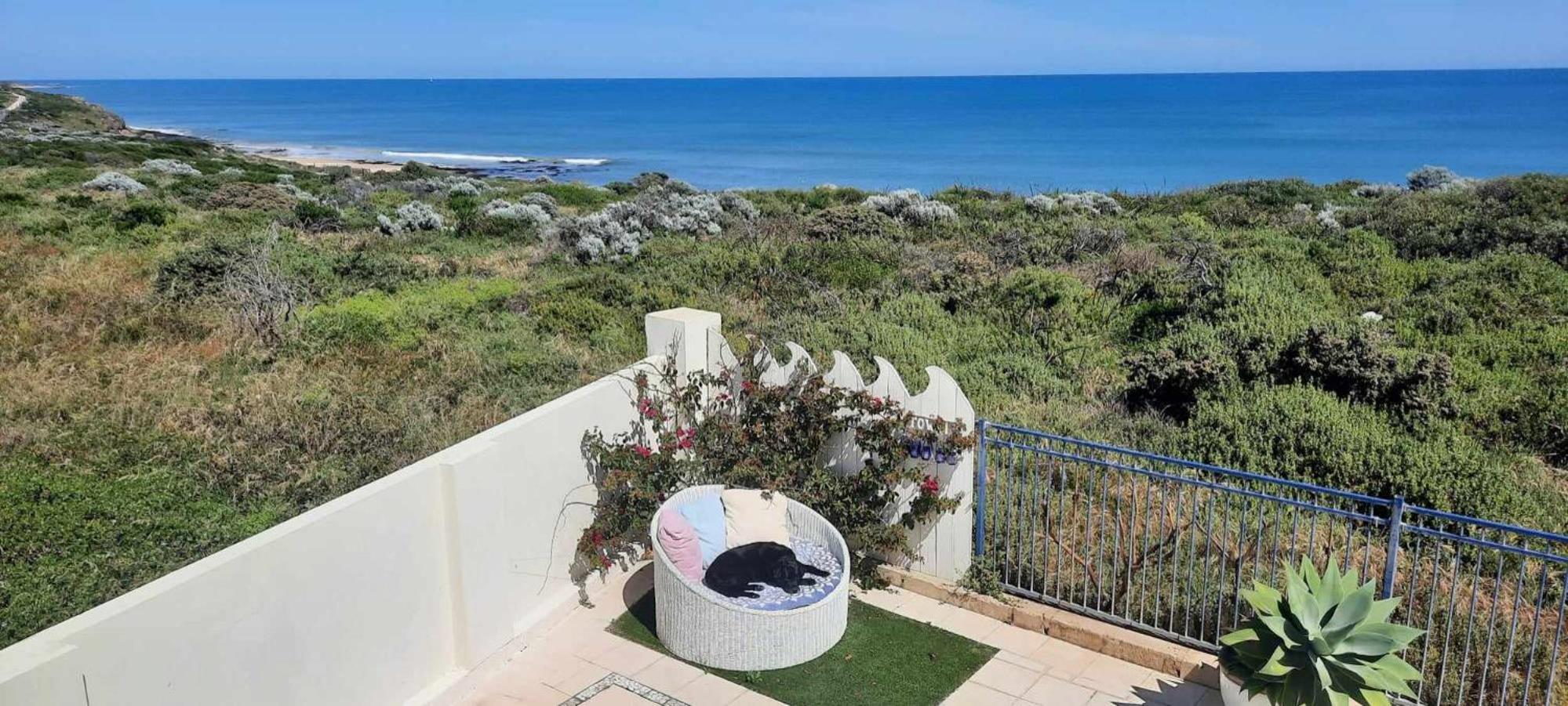 Luxury Sunset & Surf in Halls Head