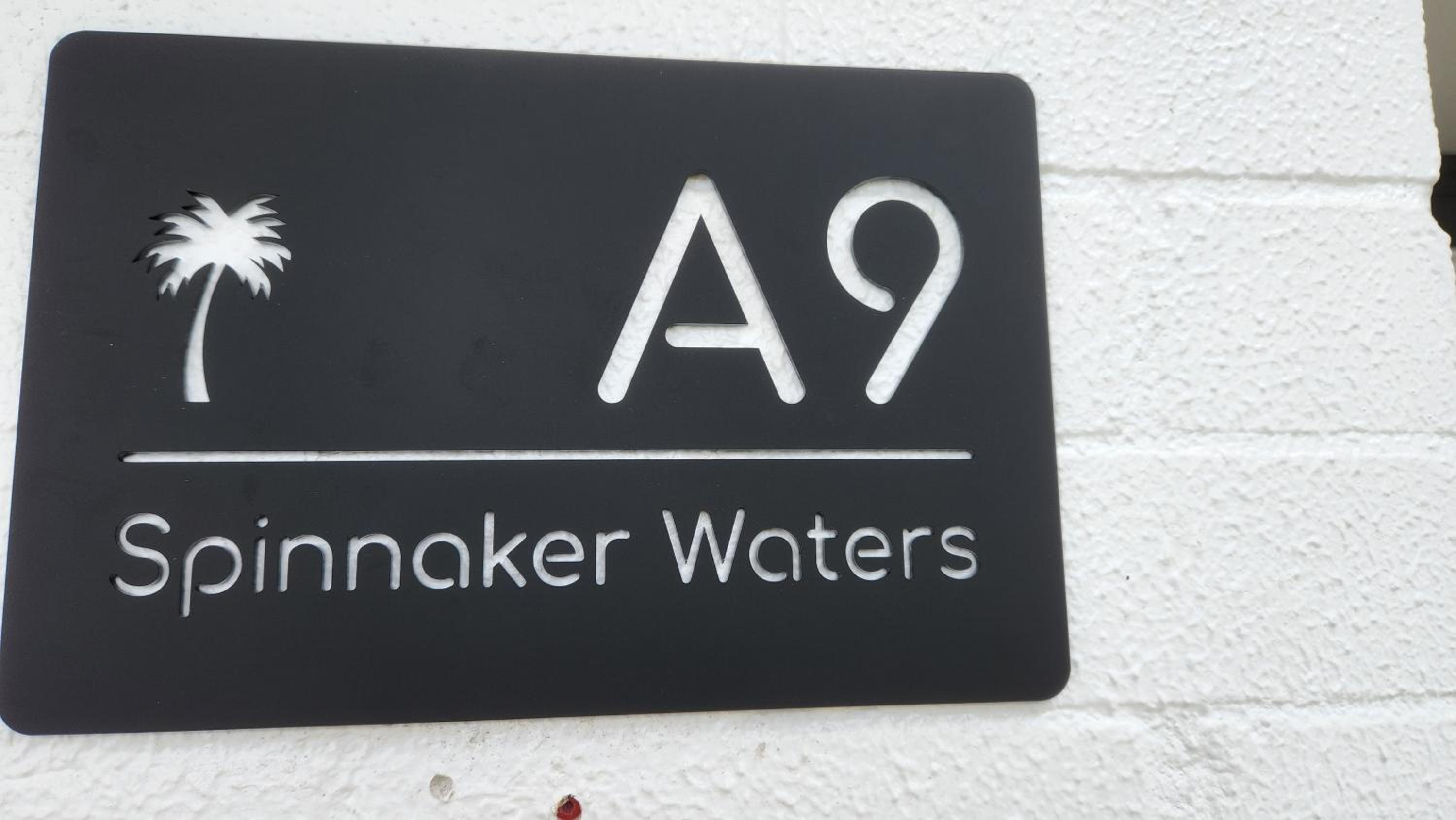 Spinnaker Waters - Entire 2 Bedroom Apartment at Sandstone Point