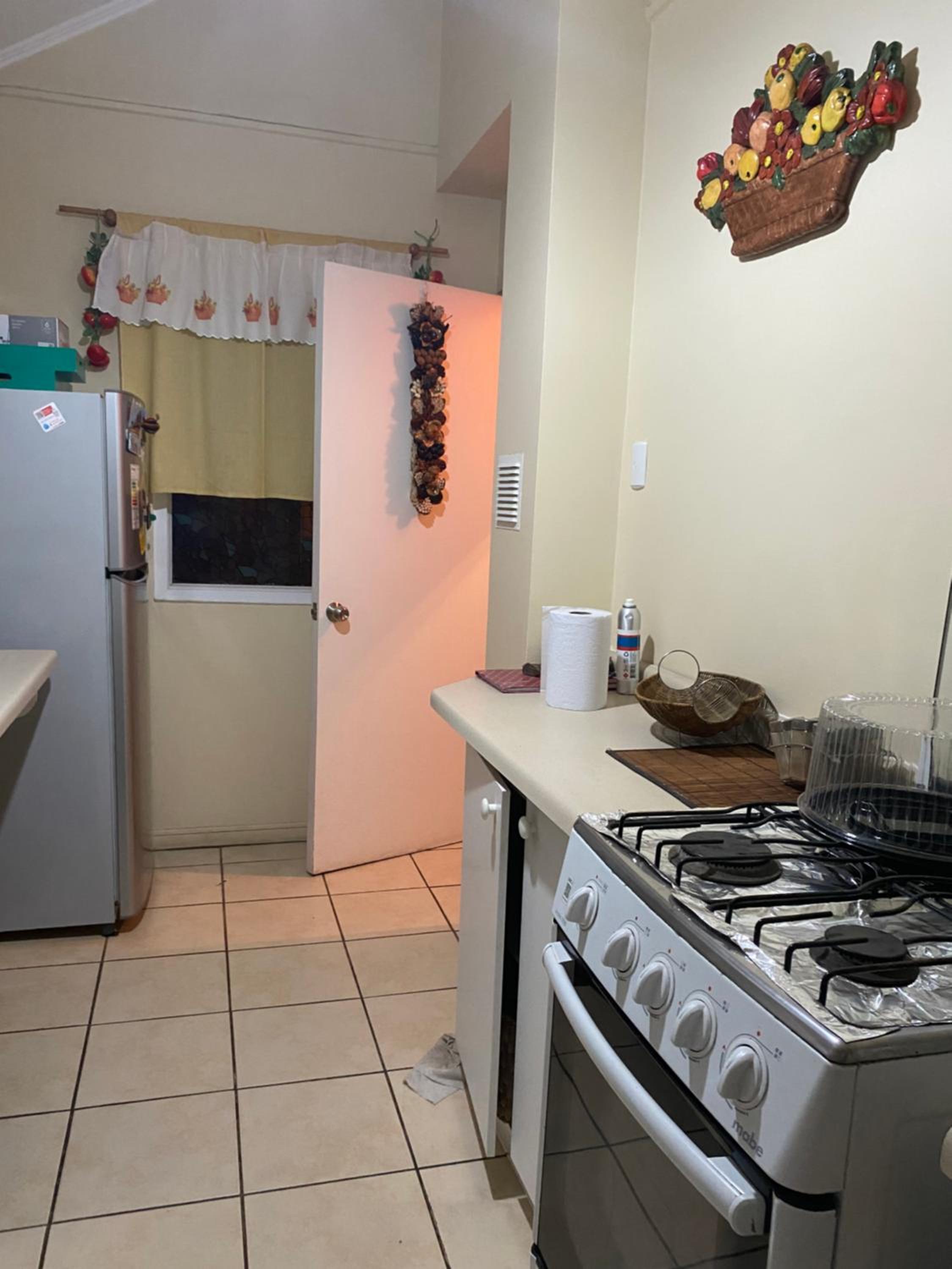 Comoda y amplia casa en sector residencial