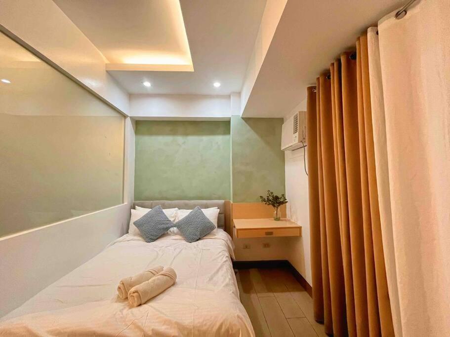 Venice Luxury Residence linked to Venice Mall, nr NAIA view 5