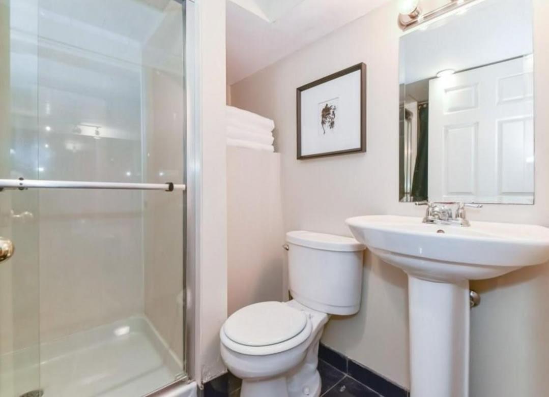 Kitchener Vacations - The Weber Suite - Property Image 5