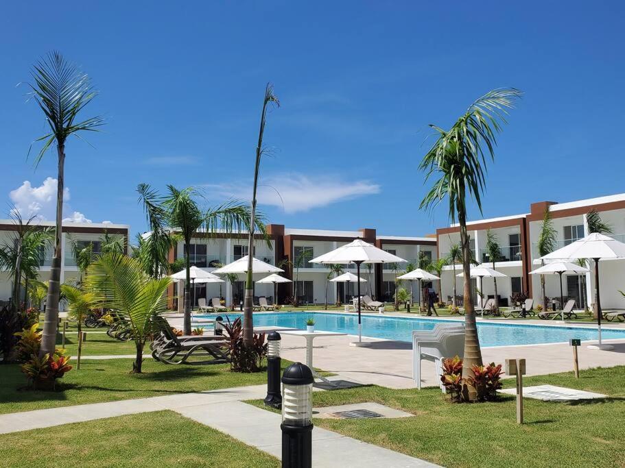 Hotel Escapada en Boca chica - Image 1