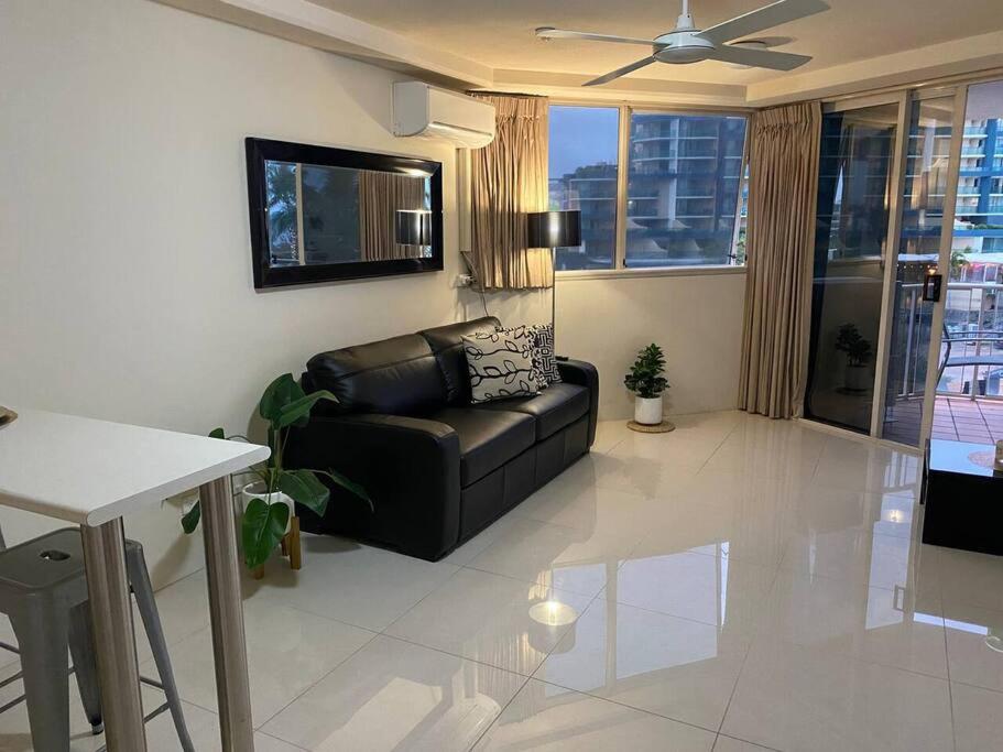 Central Mooloolaba Beachfront Apartment - Located in Sandcastles Resort