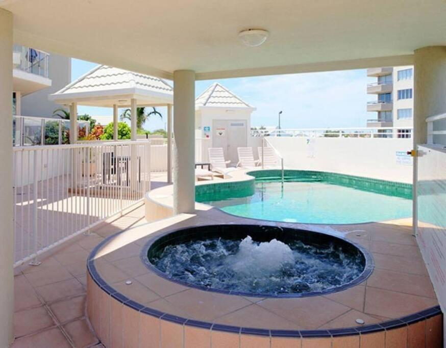 Central Mooloolaba Beachfront Apartment - Located in Sandcastles Resort