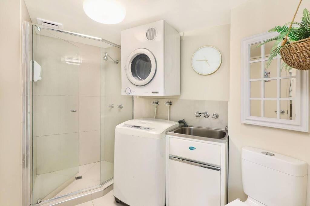 Central Mooloolaba Beachfront Apartment - Located in Sandcastles Resort