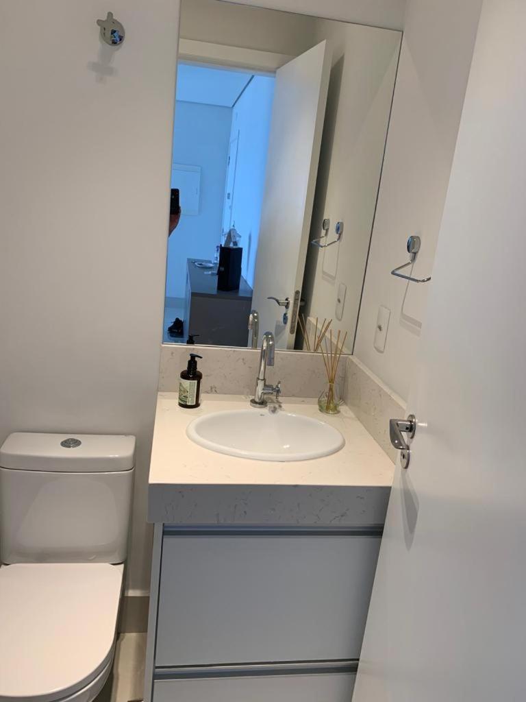 Apartamento 01 quadra da praia - LUXO Praiamar Residence