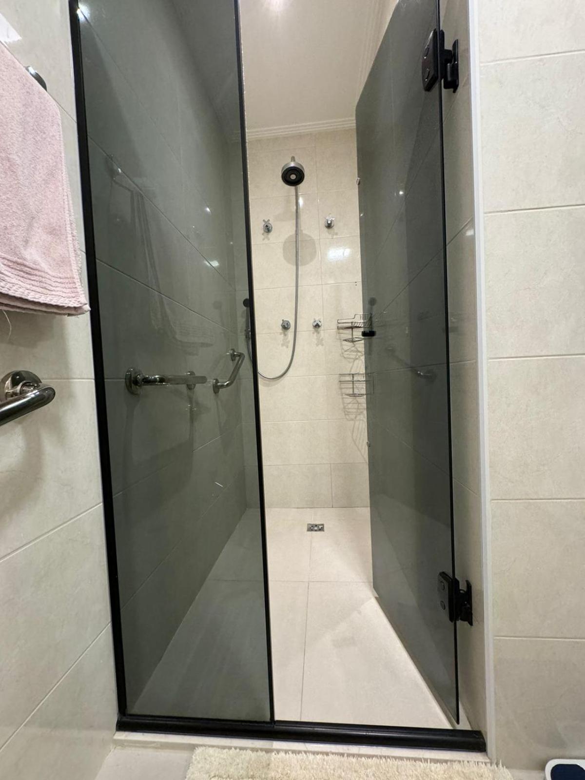 Apartamento 01 quadra da praia - LUXO Praiamar Residence