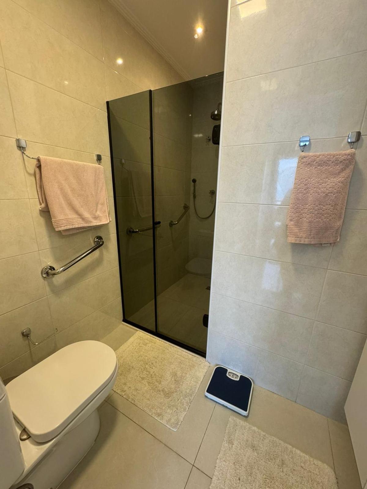 Apartamento 01 quadra da praia - LUXO Praiamar Residence