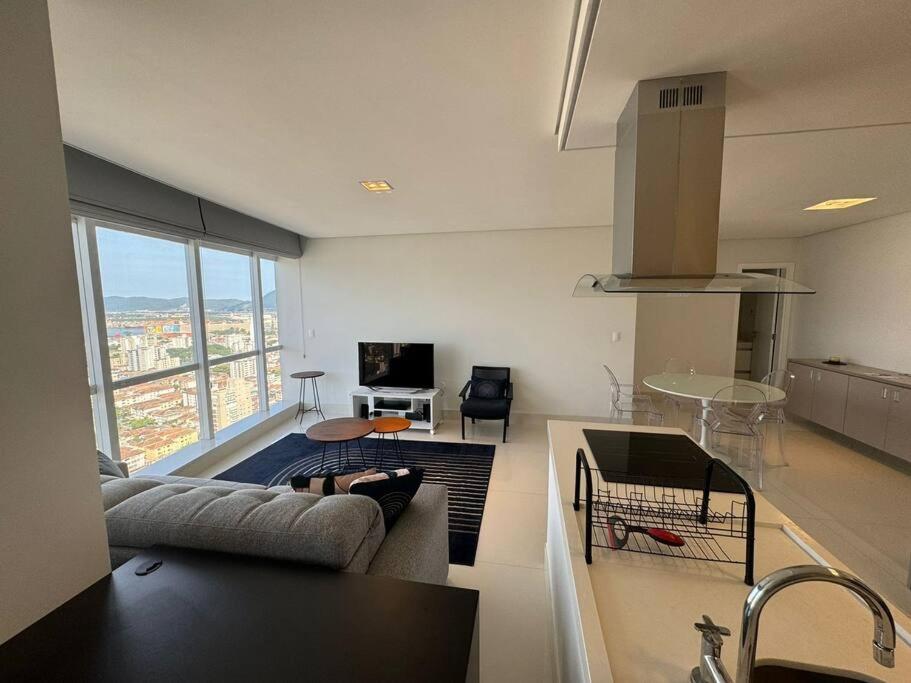 Apartamento 01 quadra da praia - LUXO Praiamar Residence