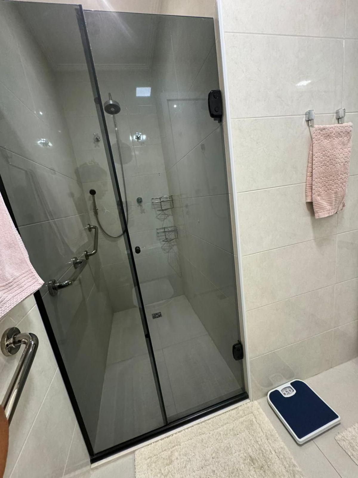 Apartamento 01 quadra da praia - LUXO Praiamar Residence