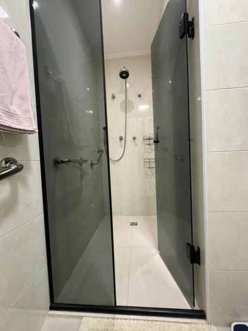 Apartamento 01 quadra da praia - LUXO Praiamar Residence