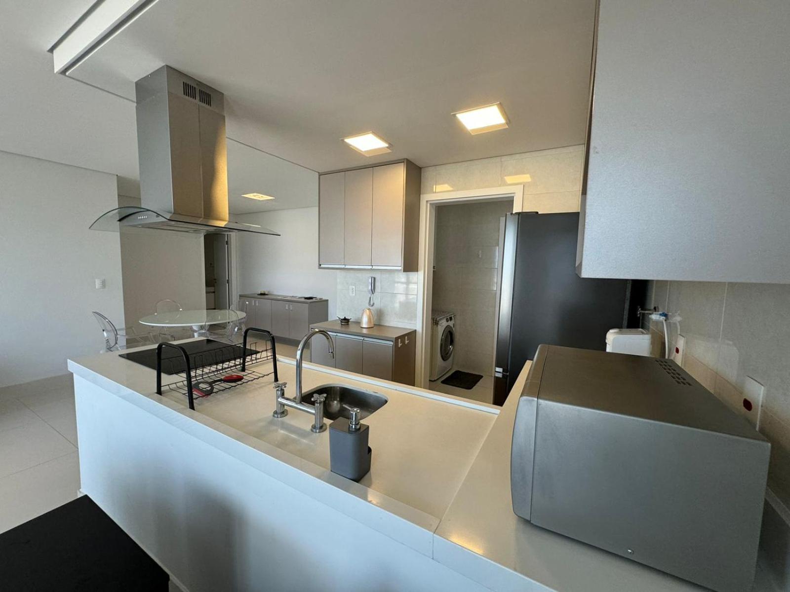 Apartamento 01 quadra da praia - LUXO Praiamar Residence