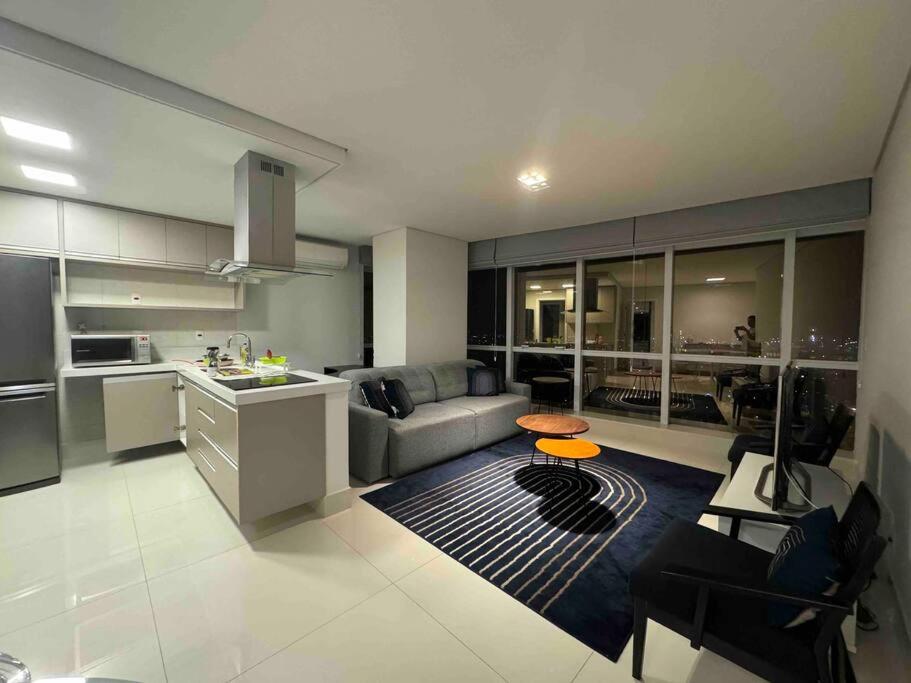 Apartamento 01 quadra da praia - LUXO Praiamar Residence