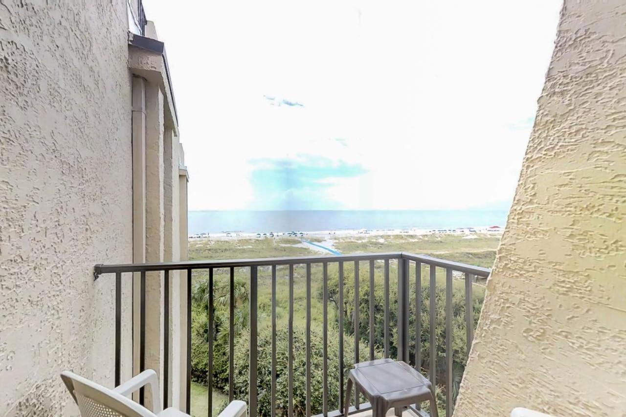 Island Club of Hilton Head by TS