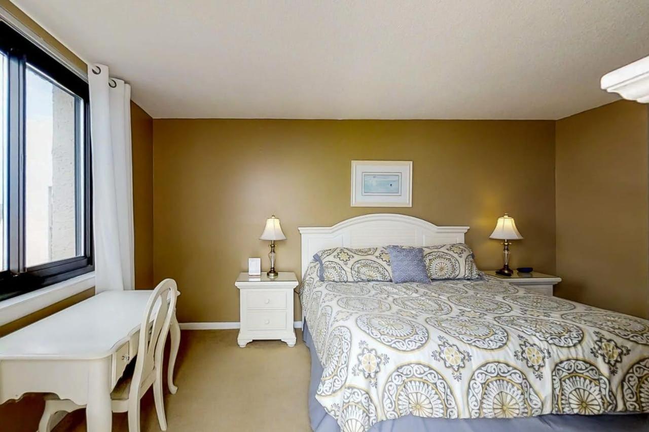 Island Club of Hilton Head by TS
