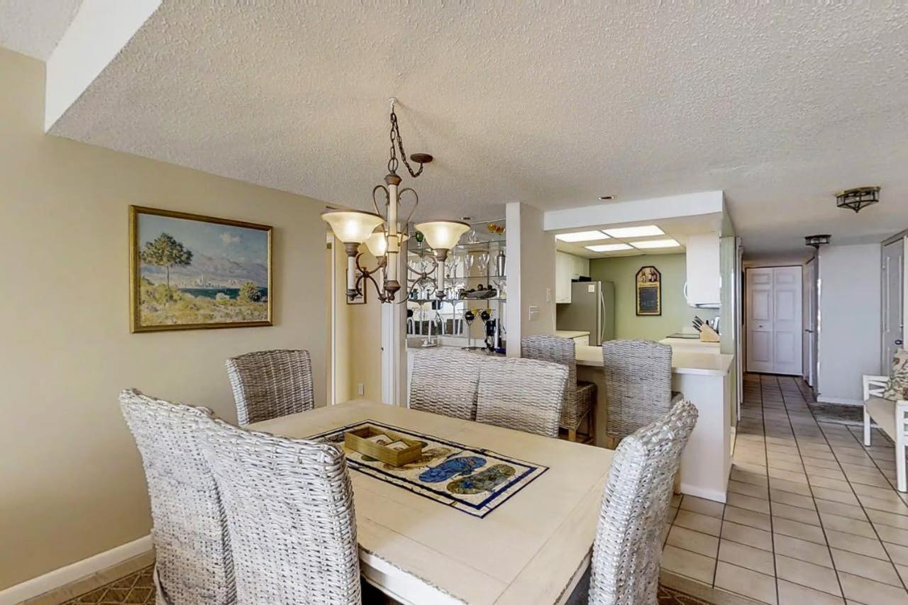 Island Club of Hilton Head by TS