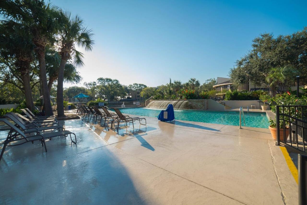 Island Club of Hilton Head by TS