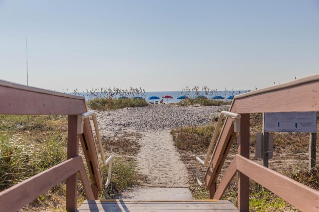 Island Club of Hilton Head by TS