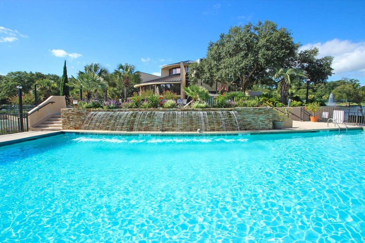 Island Club of Hilton Head by TS