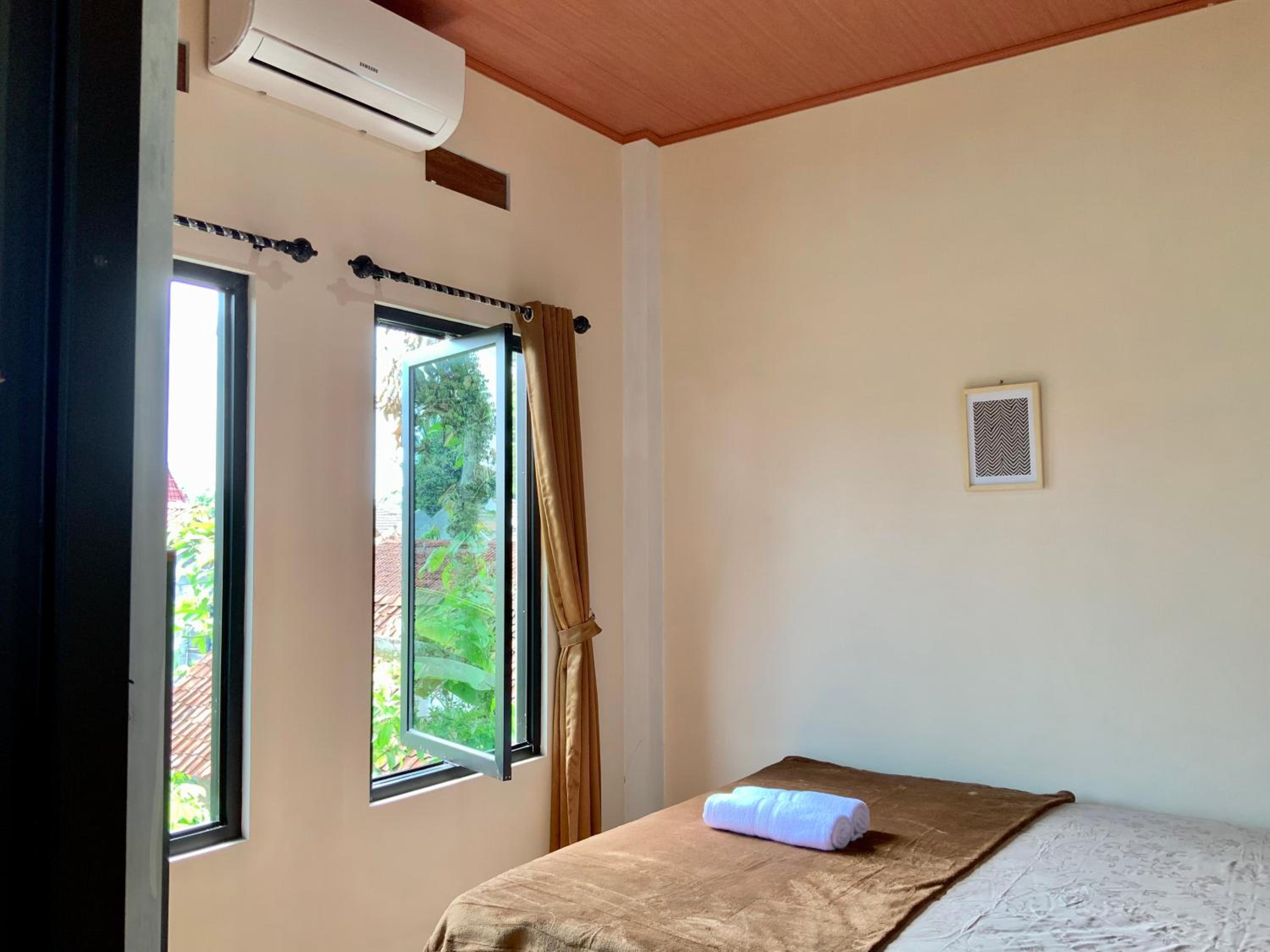 Arti Villa