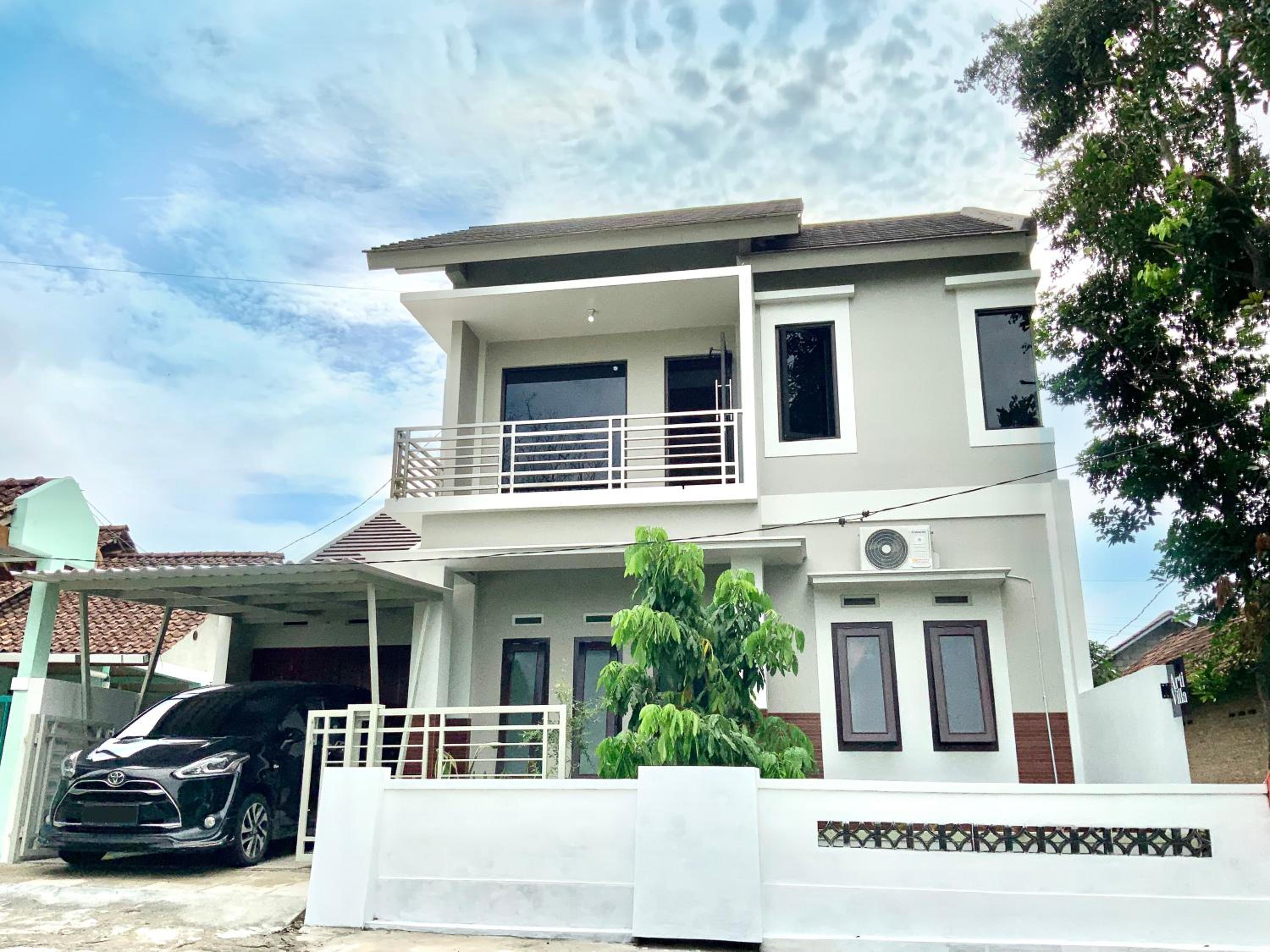 Arti Villa