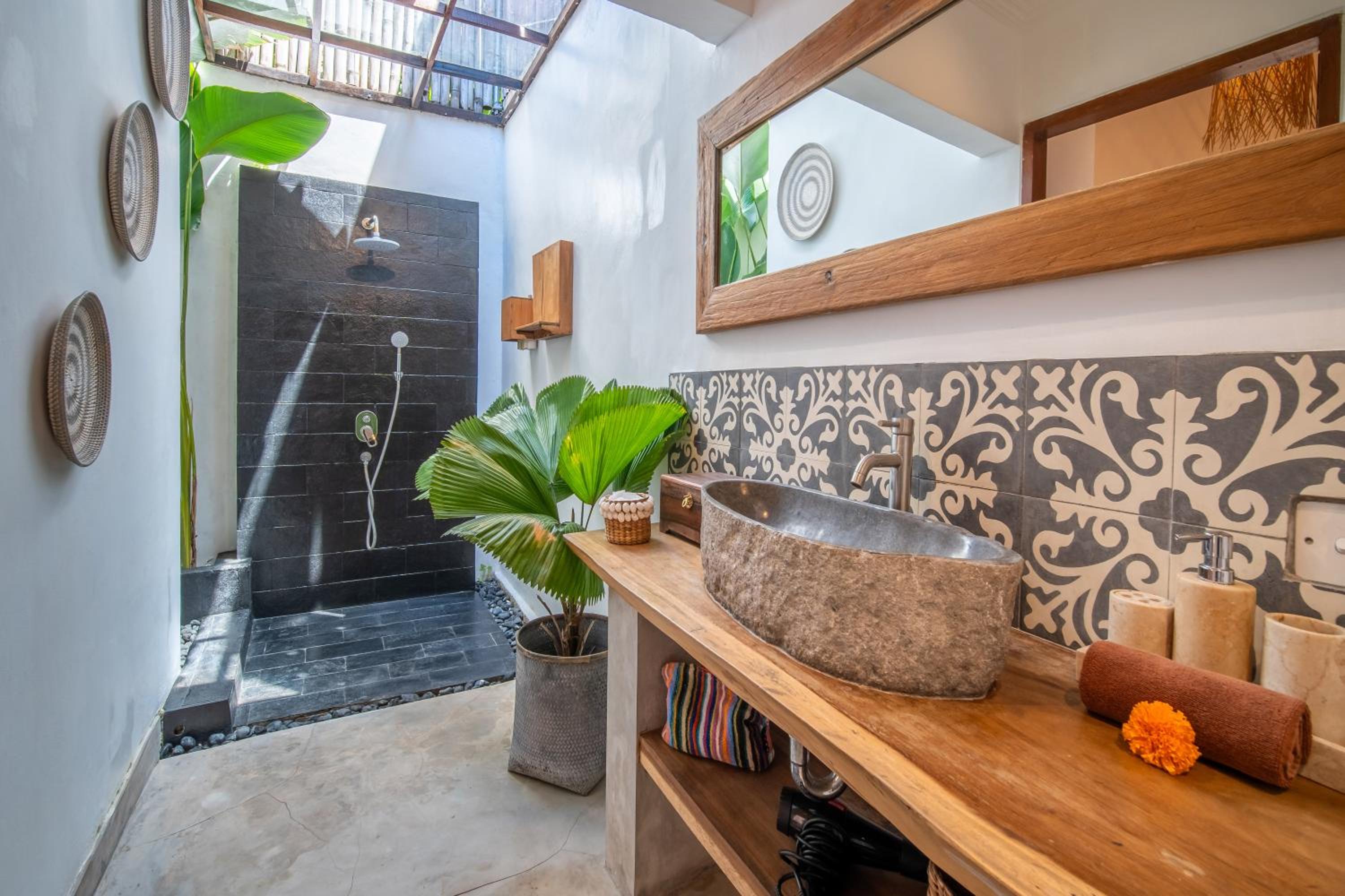 Villa Makasih by Villa Finder