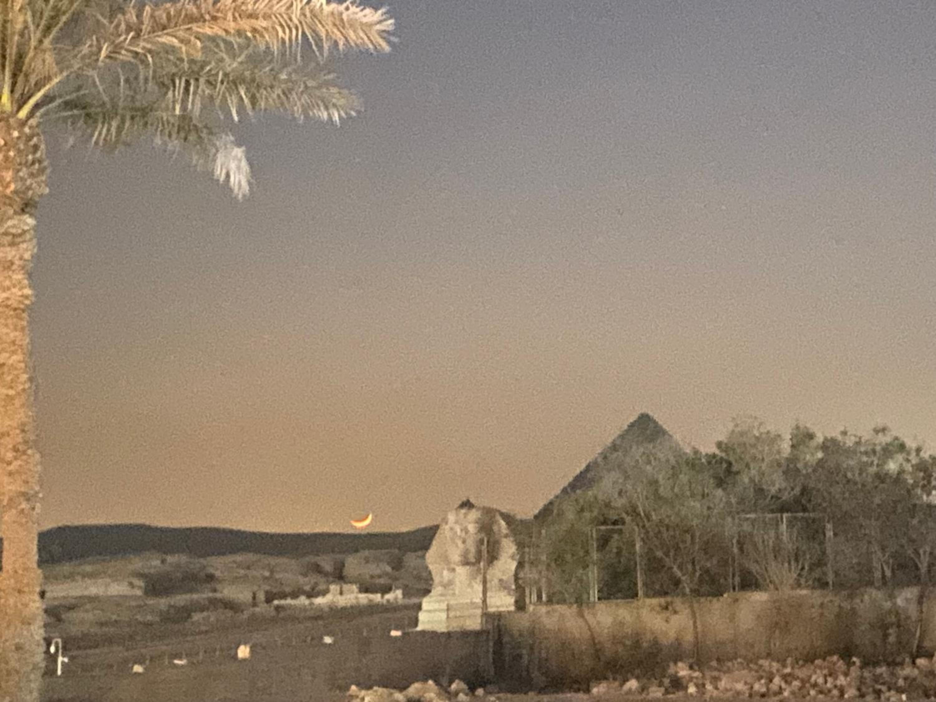 Pyramids Lounge Guest House