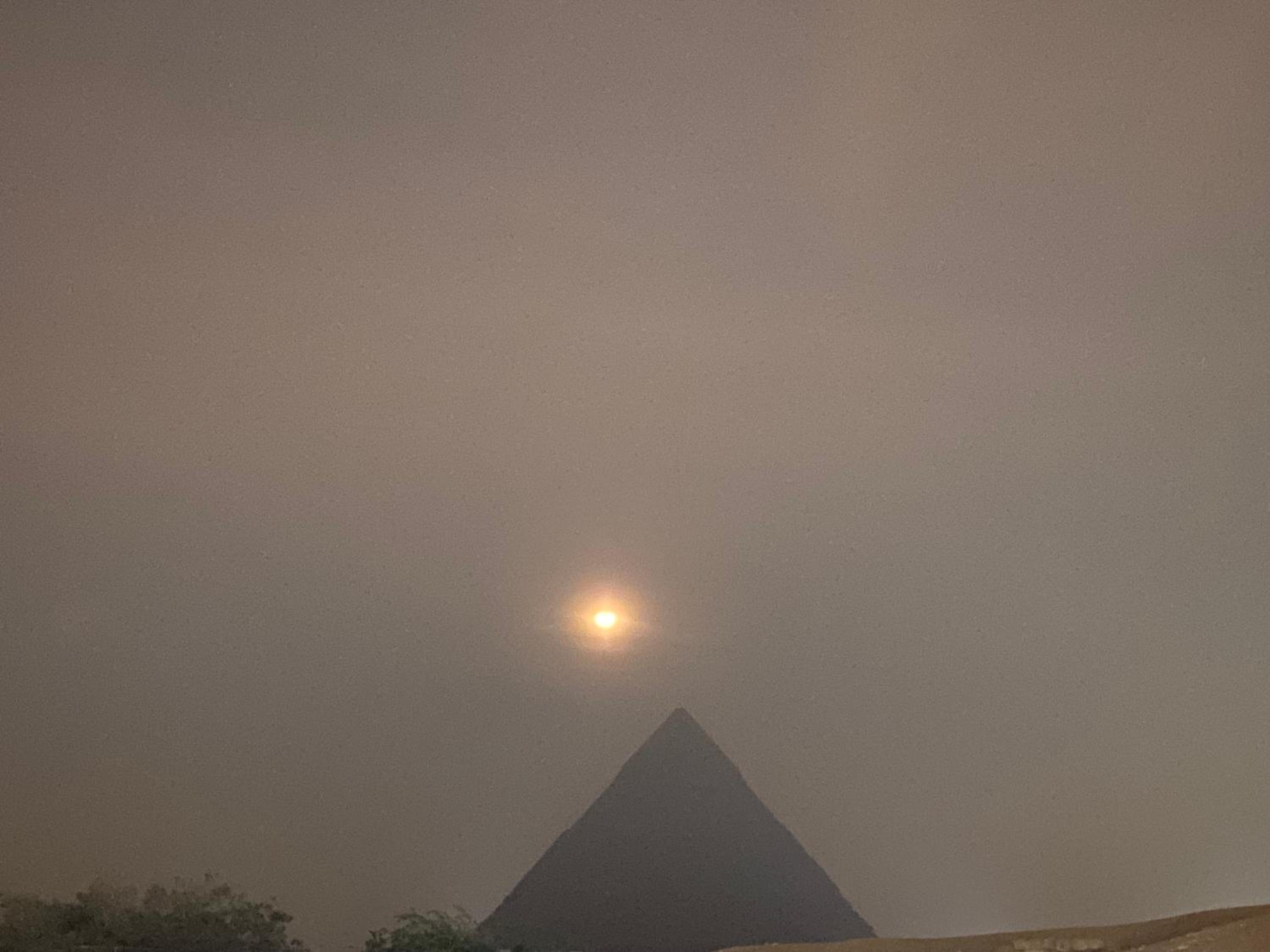Pyramids Lounge Guest House