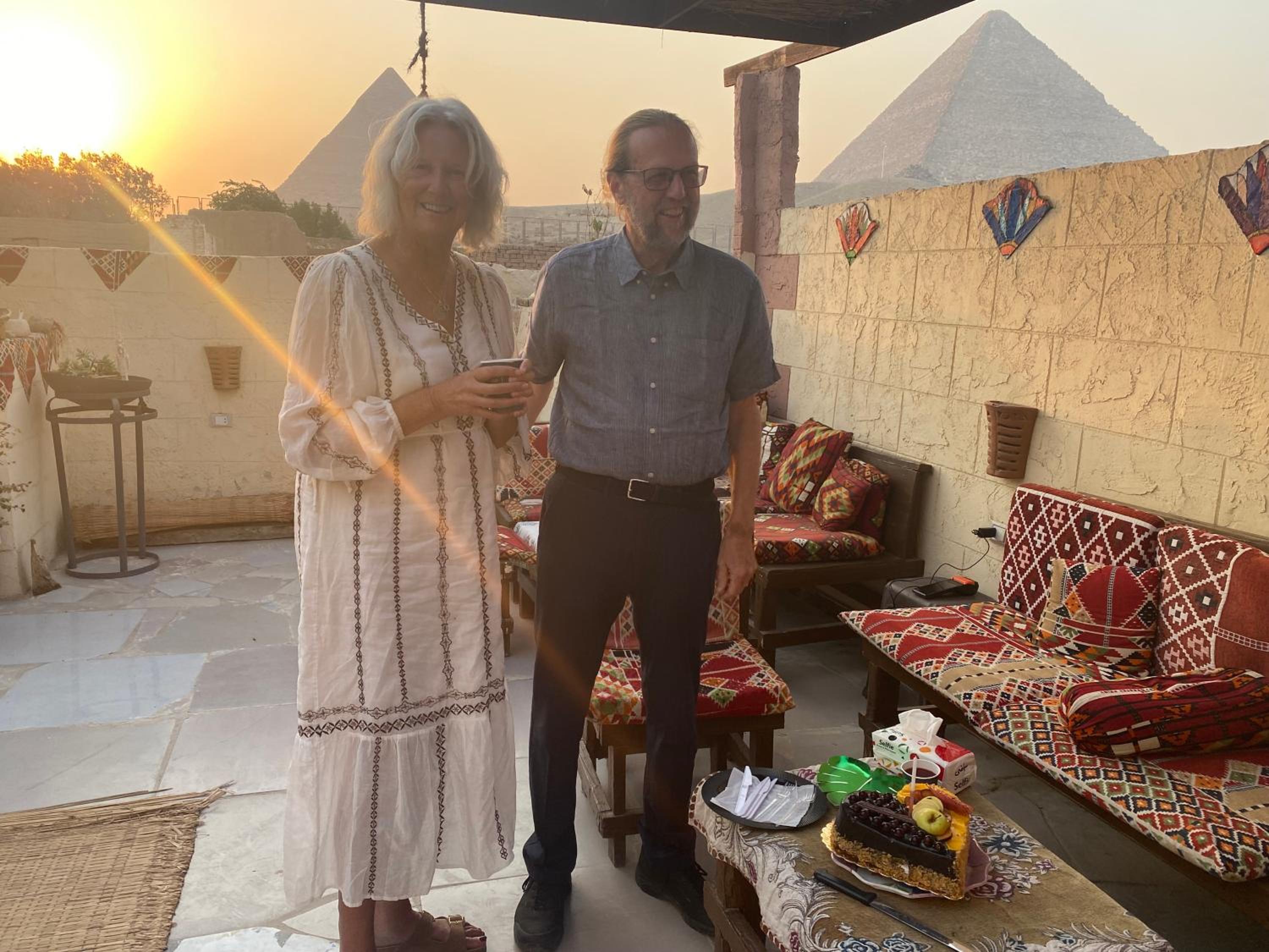 Pyramids Lounge Guest House
