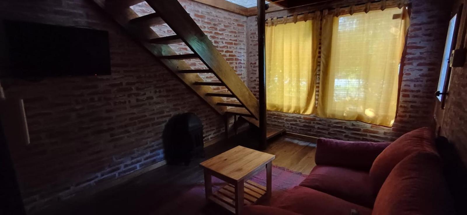 Cabaña Bosque Peralta Ramos para 4 personas, 2 dormitorios