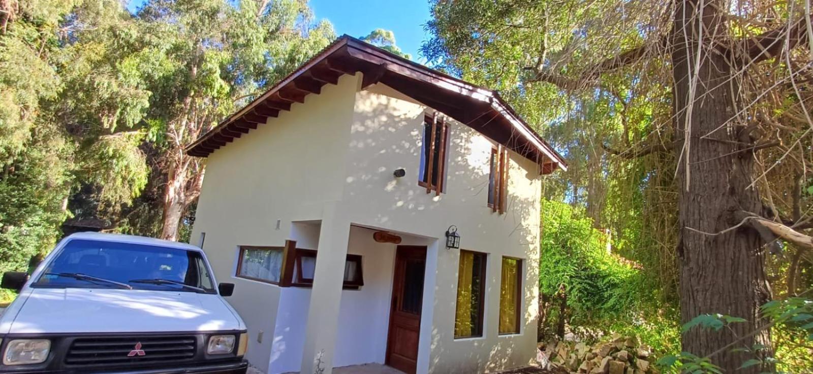 Cabaña Bosque Peralta Ramos para 4 personas, 2 dormitorios