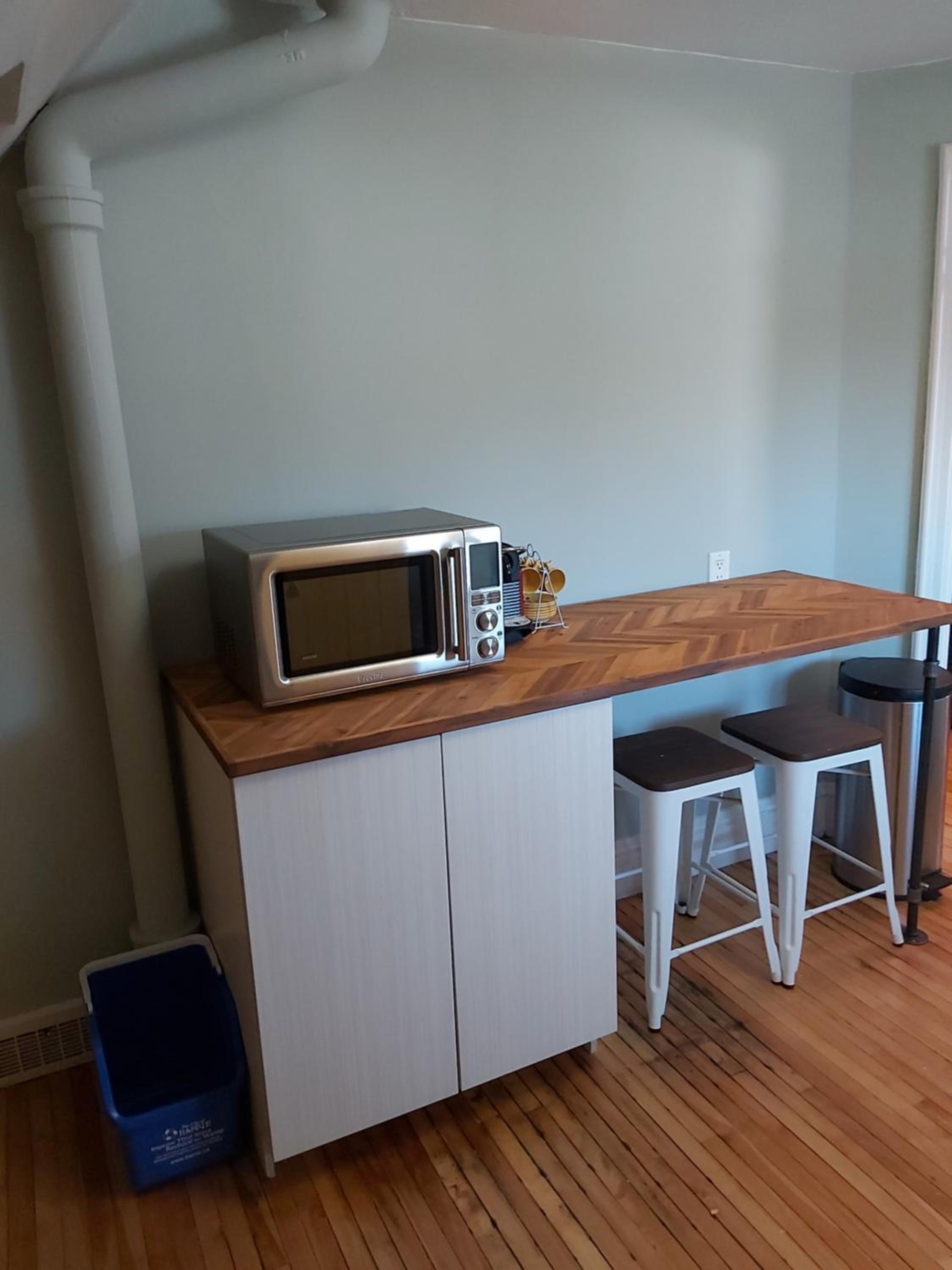 2 bedroom apartment in historical home