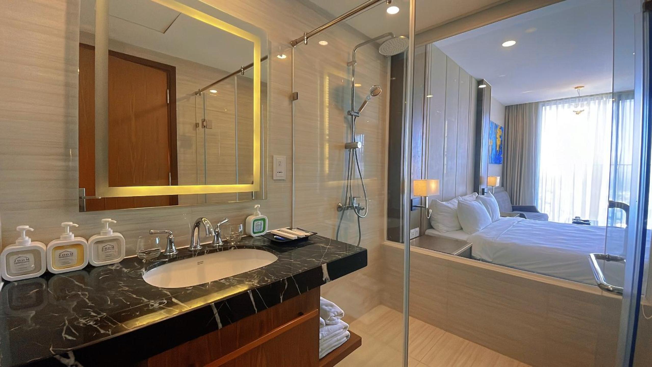 Panorama Ocean View Luxury Apartment Nha Trang view 4